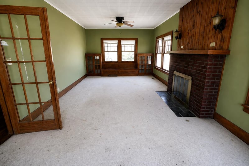 201 Park , Winfield, KS 67156