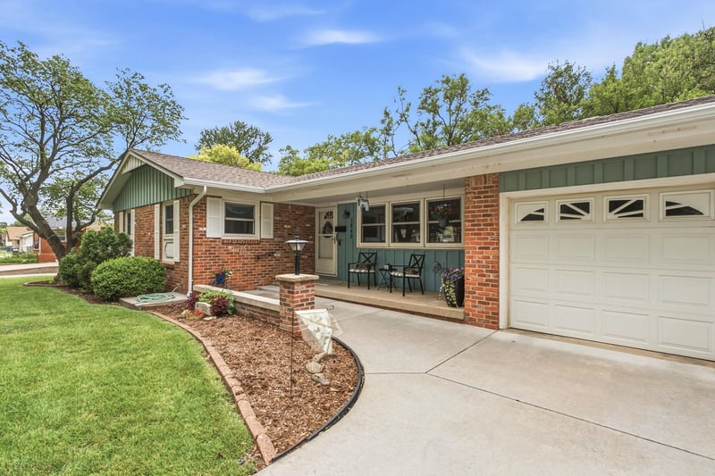 1649 Kessler , Wichita, KS 67203