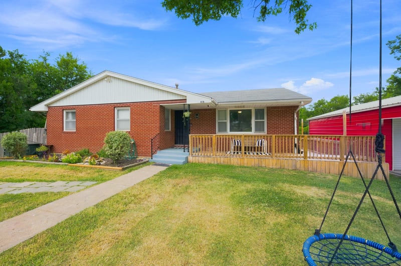 416 Douglas , Wellington, KS 67152