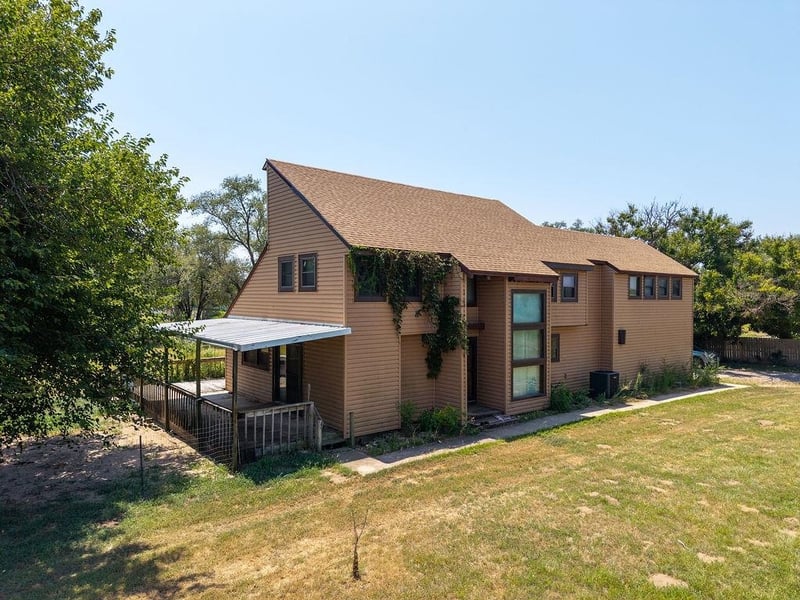 10150 Hillside , Haysville, KS 67040
