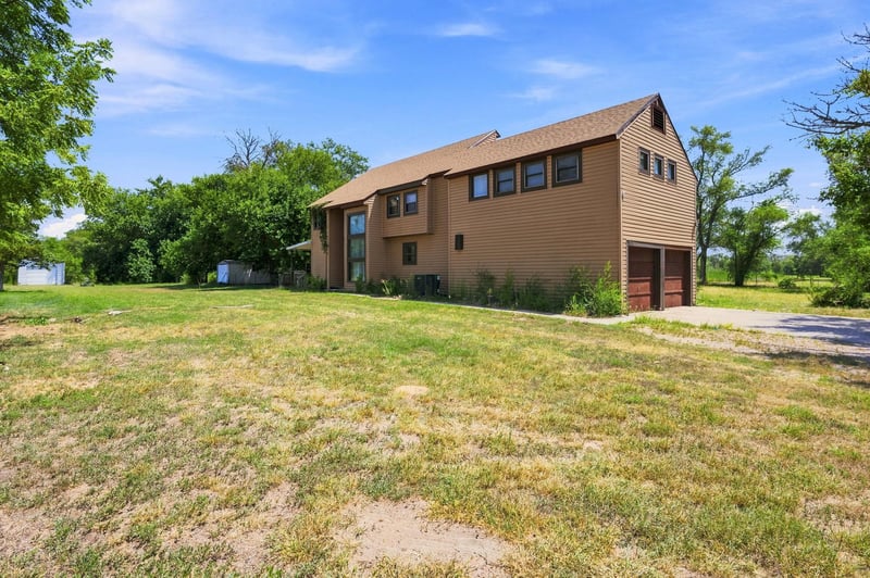 10150 Hillside , Haysville, KS 67040