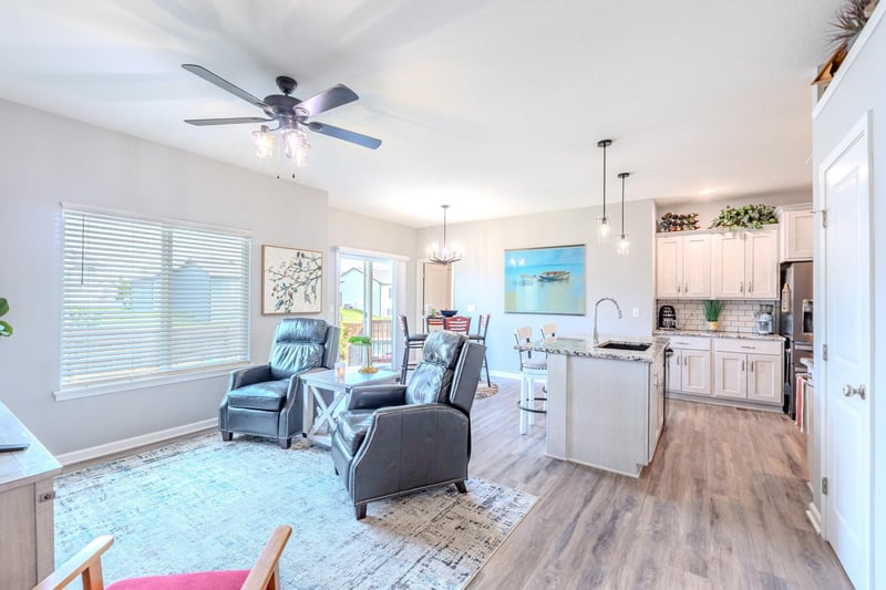 1806 Bedford St, Wichita, KS 67207