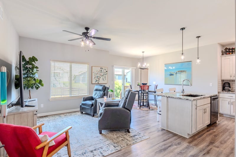 1806 Bedford St, Wichita, KS 67207