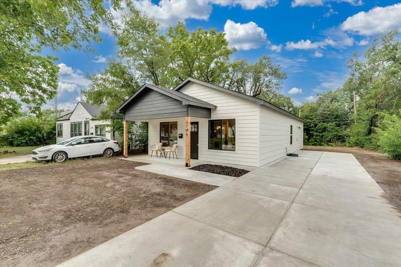1745 Chautauqua Ave, Wichita, KS 67214