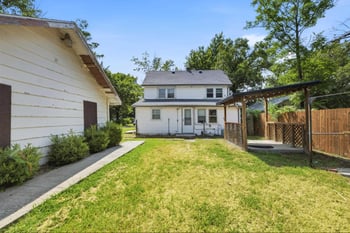 1128 N Custer Ave, Wichita, KS 67203