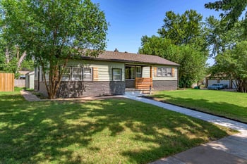 1858 S Volutsia Ave, Wichita, KS 67211-4733