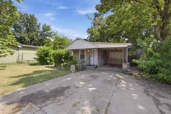 1925 W Mccormick, Wichita, KS 67213