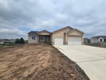 2910 Burlington Cir, Park City, KS 67219