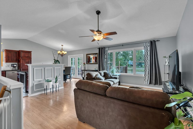 1833 Shefford , Wichita, KS 67212