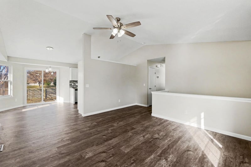 1813 Pine Grove St, Wichita, KS 67212