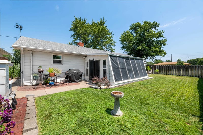 801 Emerson Ave, Wichita, KS 67212