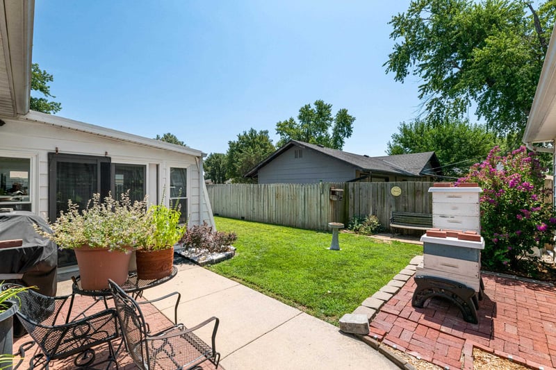 801 Emerson Ave, Wichita, KS 67212