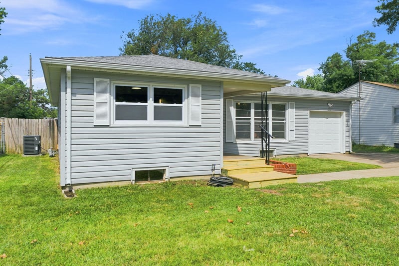 833 Mccomas Ave, Wichita, KS 67203
