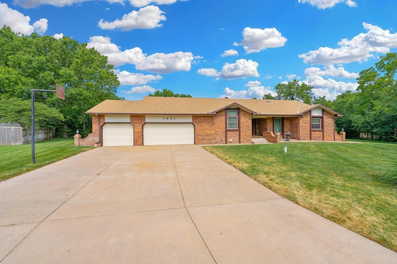 1531 Milton , Derby, KS 67037