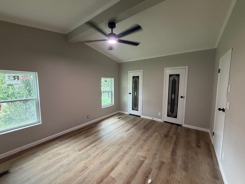 400 5th St, Sedgwick, KS 67135