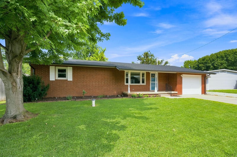 413 5th , Colwich, KS 67030