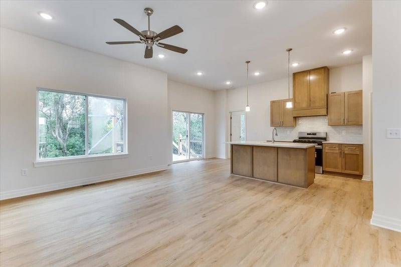 3311 S Linden Ct, Wichita, KS 67210