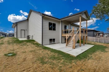 3311 S Linden Ct, Wichita, KS 67210