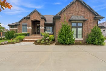 2126 N Clear Creek, Wichita, KS 67230