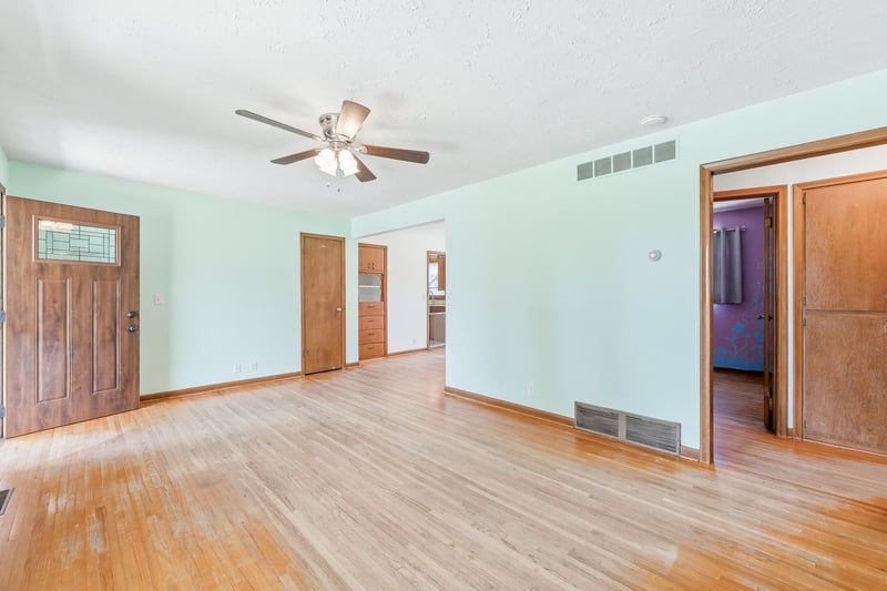 8144 Indianapolis , Wichita, KS 67207