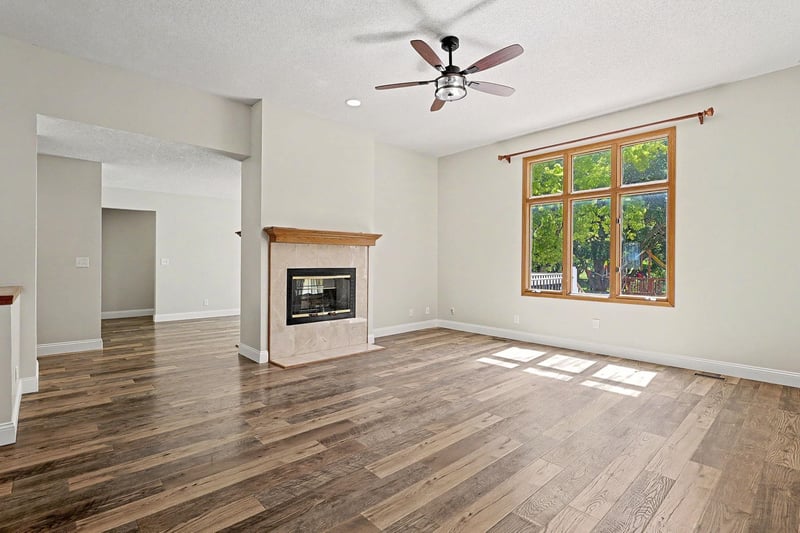 254 Lakeside Dr, Andover, KS 67002