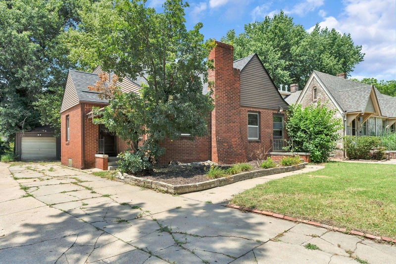633 Broadview , Wichita, KS 67218