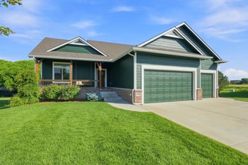 8206 W Kackley Cir, Wichita, KS 67205