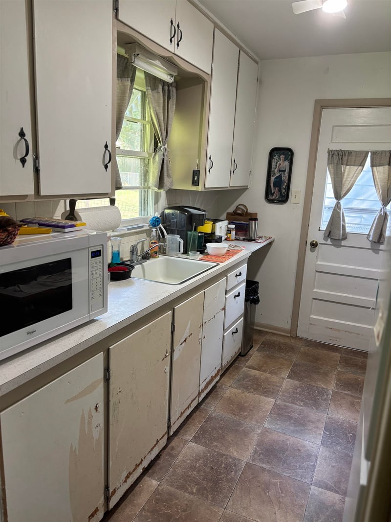 743 Charron Dr, El Dorado, KS 67042