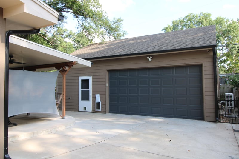 9701 Kenny Ln, Wichita, KS 67212