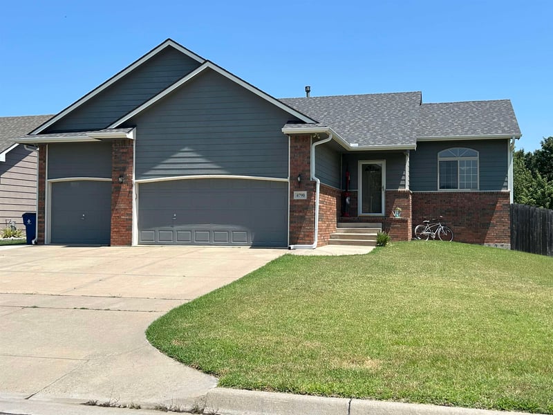4790 Leonine , Wichita, KS 67217