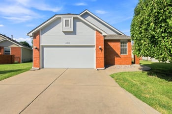 6515 E 30th St N Unit #2800, Wichita, KS 67226