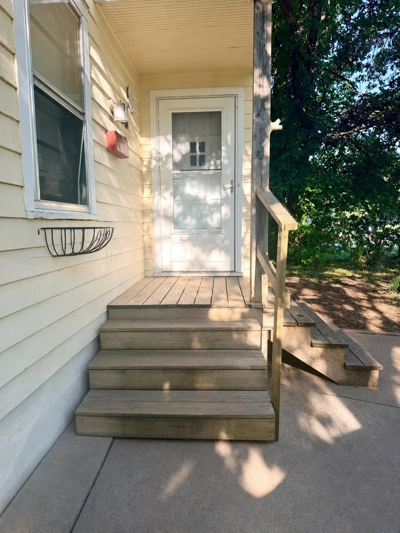 425 2nd St, Newton, KS 67114