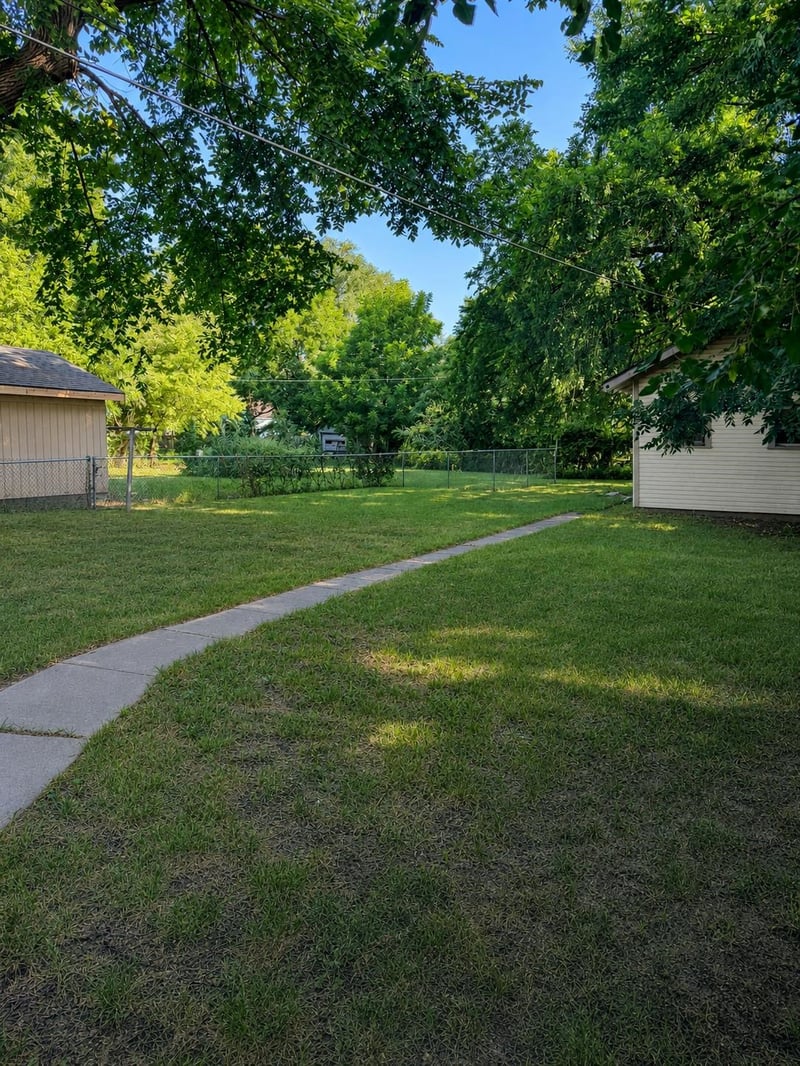 406 3rd St, Newton, KS 67114