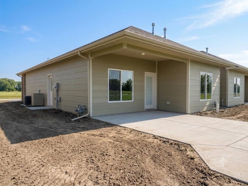 5157 Sweetwater Rd, Maize, KS 67101