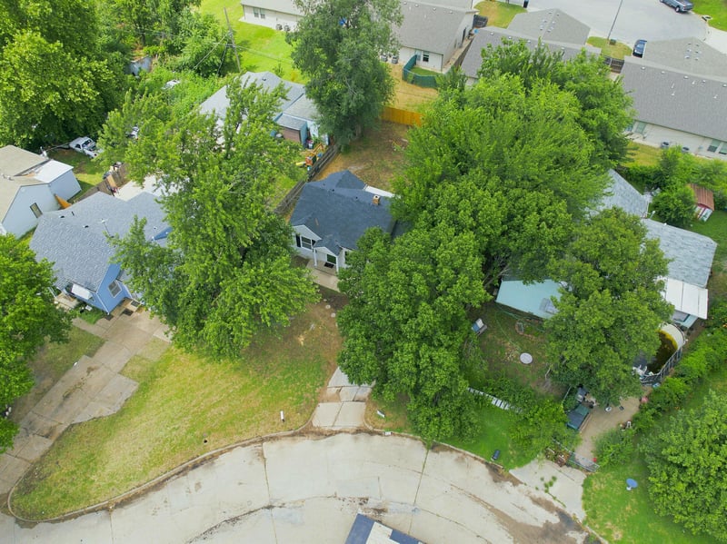 620 North Ct, Wichita, KS 67204