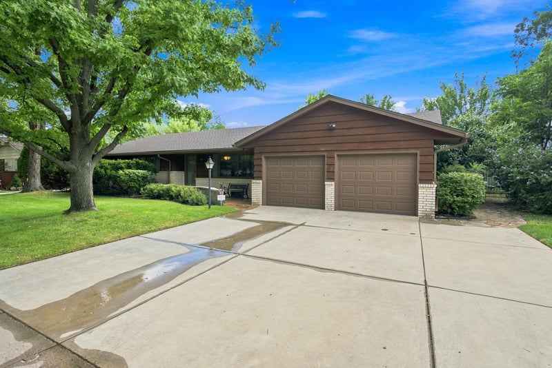 1613 N West Lynn, Wichita, KS 67212