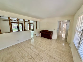 6832 E Farmview Ln, Wichita, KS 67206