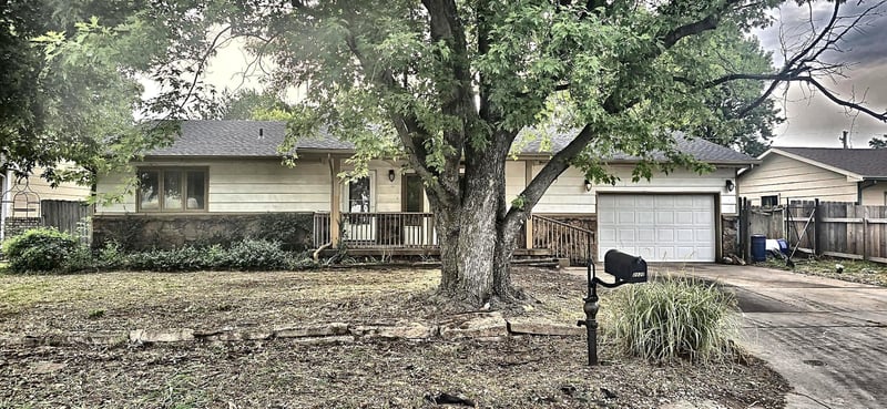 2820 Custer Ave, Wichita, KS 67217
