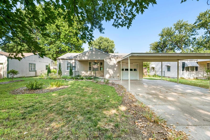 2221 Green , Wichita, KS 67211