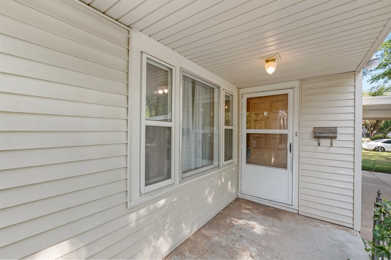2221 Green , Wichita, KS 67211