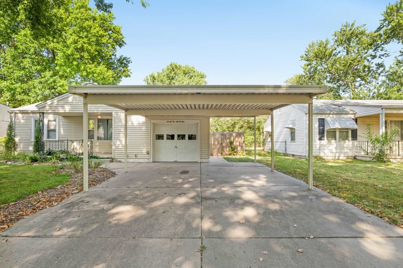 2221 Green , Wichita, KS 67211