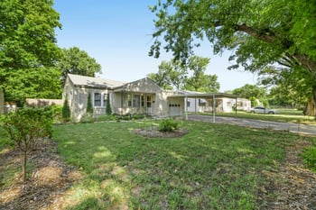 2221 S Green, Wichita, KS 67211