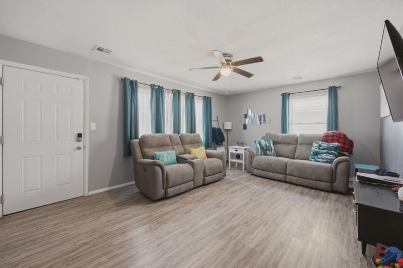 3305 31st , Wichita, KS 67217