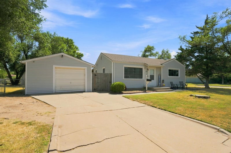 3305 31st , Wichita, KS 67217
