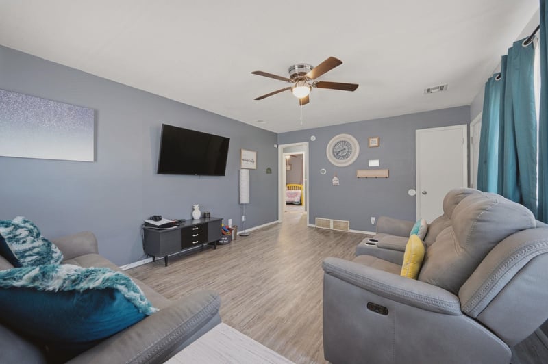 3305 31st , Wichita, KS 67217