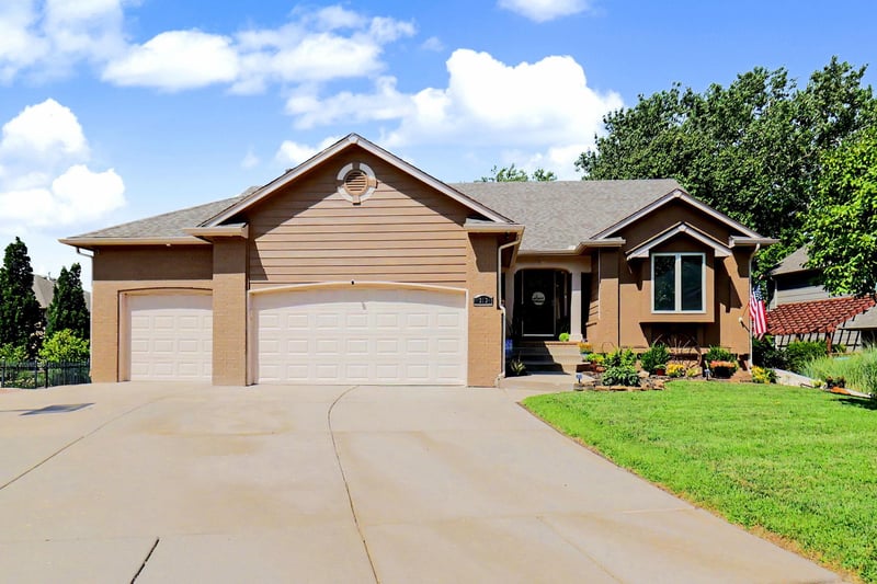 313 Jaax St, Wichita, KS 67235