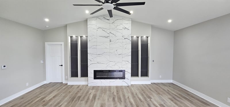 1600 E Appleton St, Valley Center, KS 67147