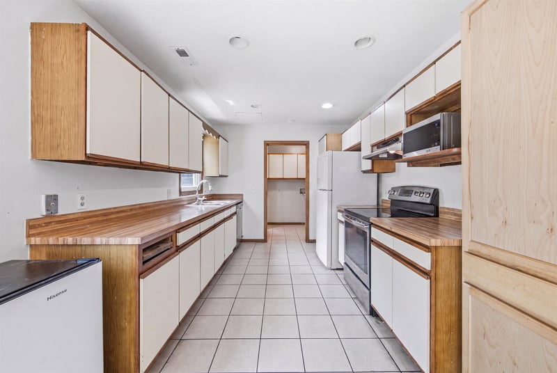10013 Dora , Wichita, KS 67209