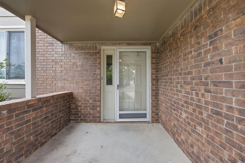 10013 Dora , Wichita, KS 67209