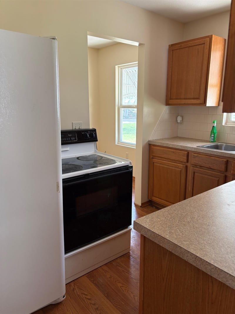 422 Clayton Ave, Wichita, KS 67203